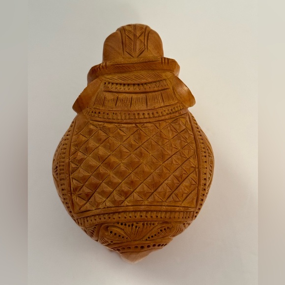 Engraved Brown Teak Wood Elephant Statue Hand Carved 4” Trunk Down With Tusk - Picture 5 of 9